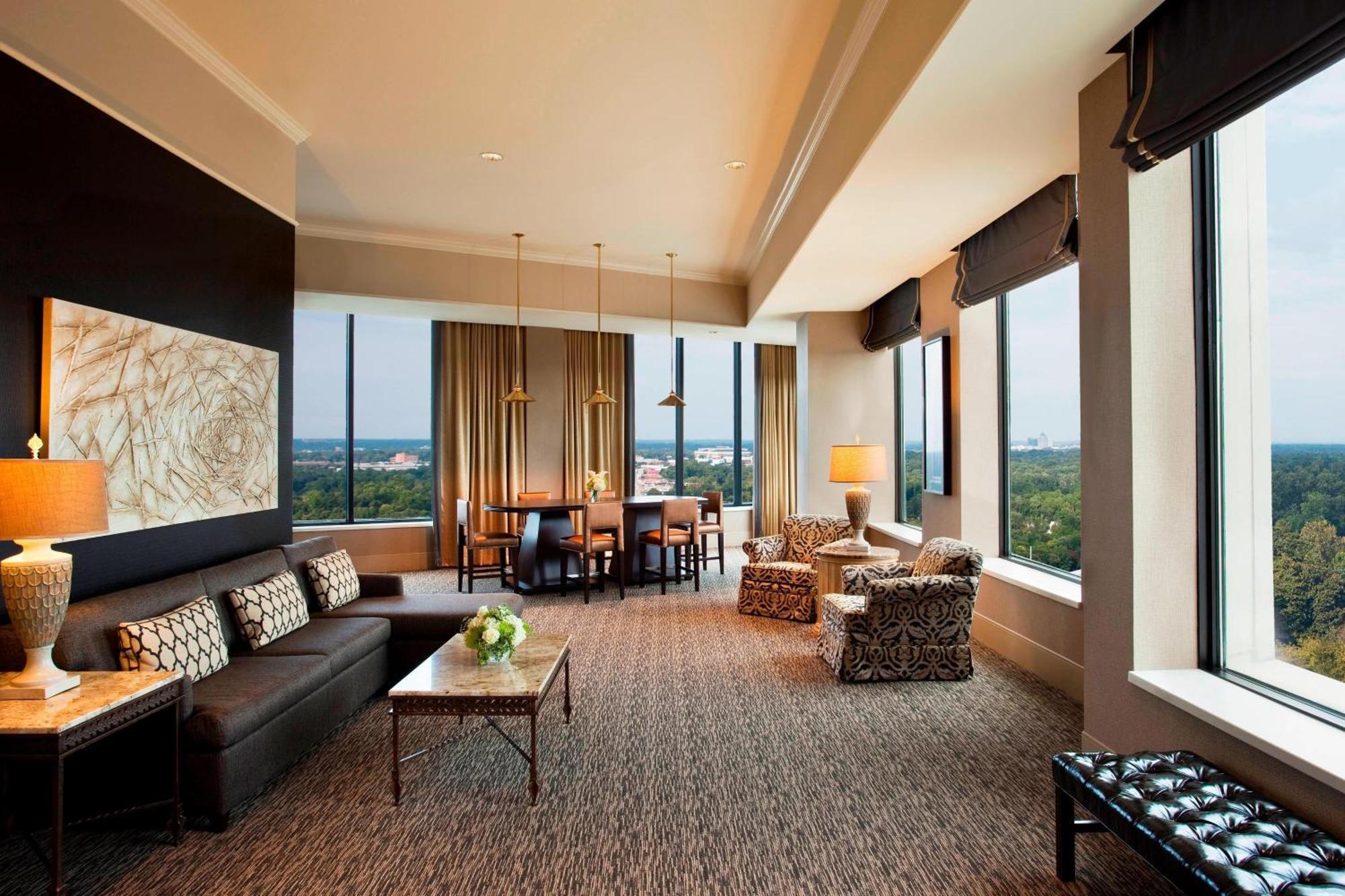 Sheraton Ґрінсборо Екстер'єр фото