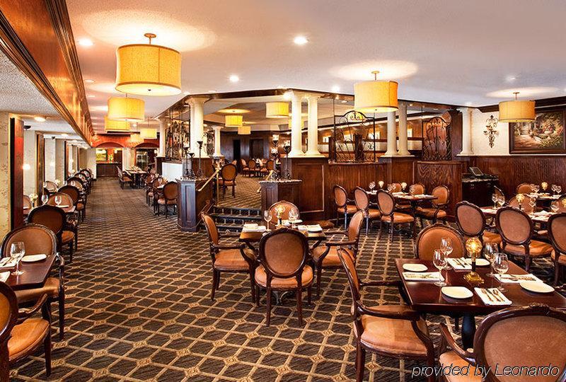 Sheraton Ґрінсборо Екстер'єр фото