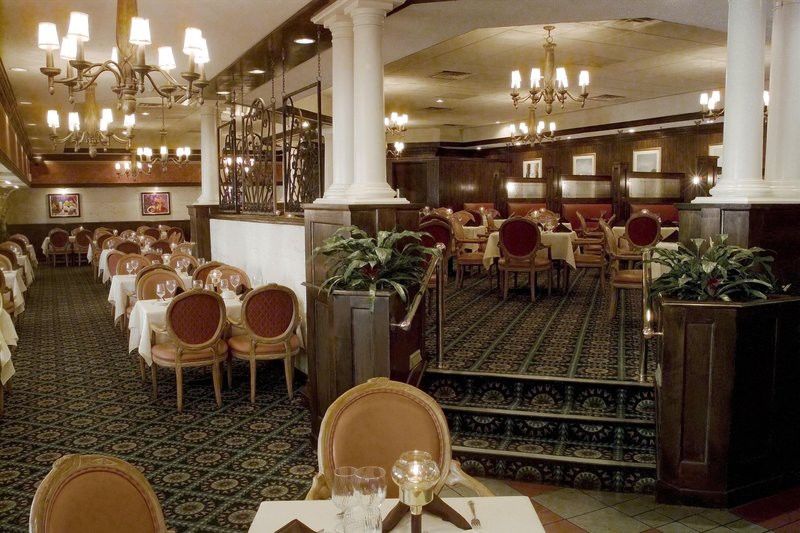 Sheraton Ґрінсборо Екстер'єр фото